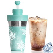 Ledeni kavni aparat hladi v nekaj minutah